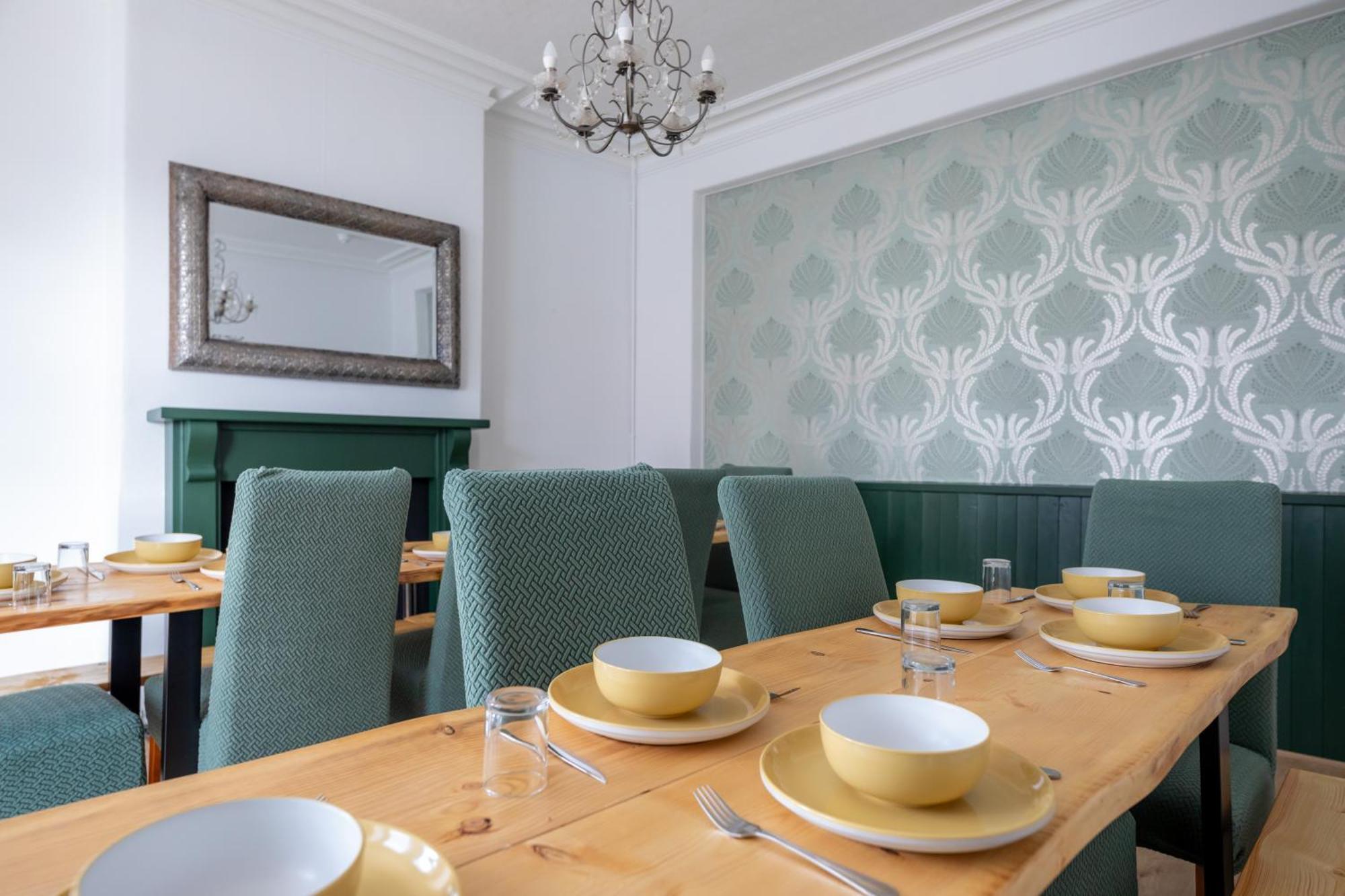 The Cadnant Holiday House 랜디드노 외부 사진